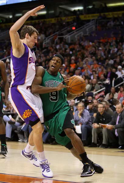 勒举行的温 勒举行的温