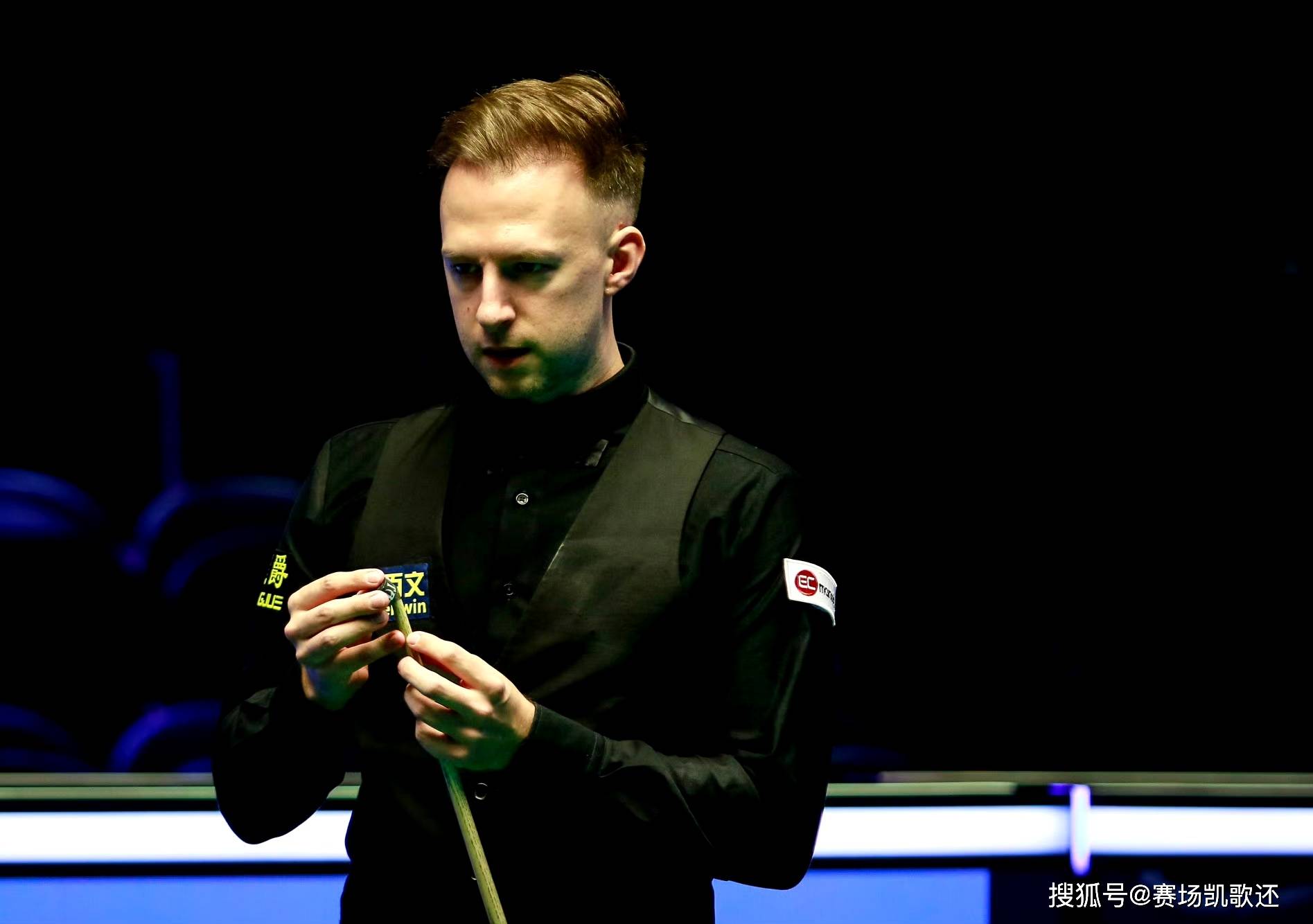 继续保持竞 继续保持竞